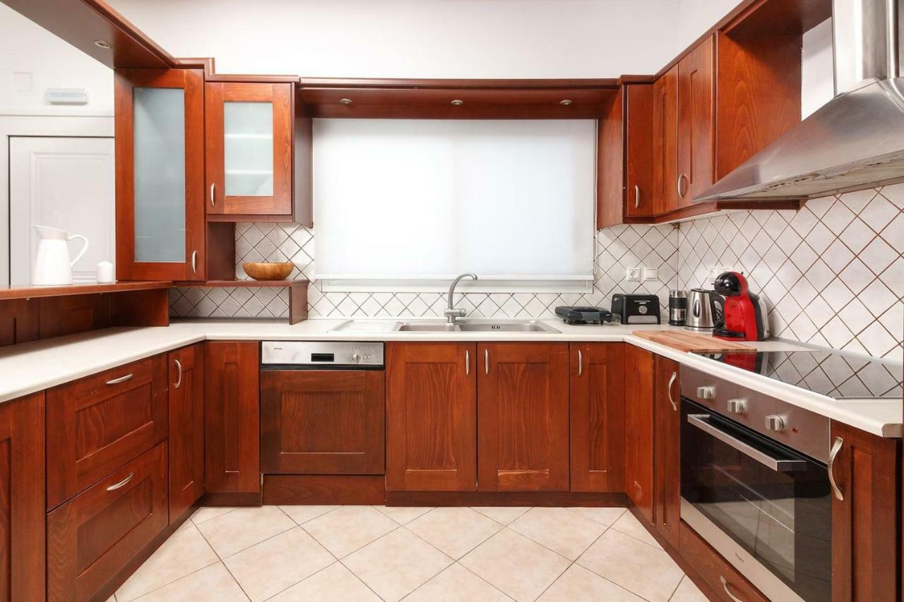 Apartmán Charming And Comfy House Agia Marina Exteriér fotografie