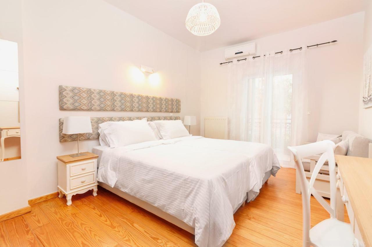 Apartmán Charming And Comfy House Agia Marina Exteriér fotografie